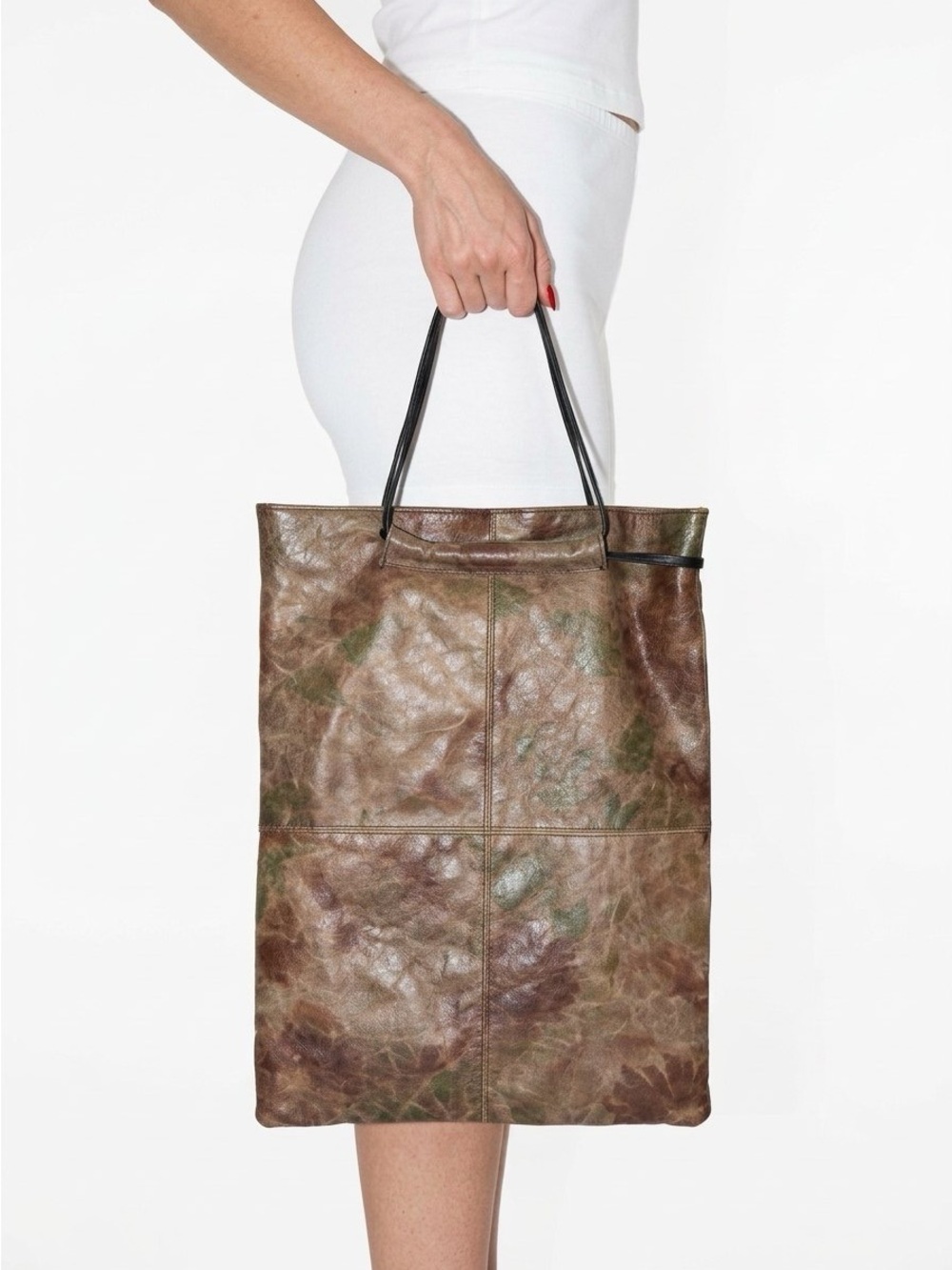 JOANEL CANADA DISTRESSED LEATHER TOTE BAG
WITH STRING